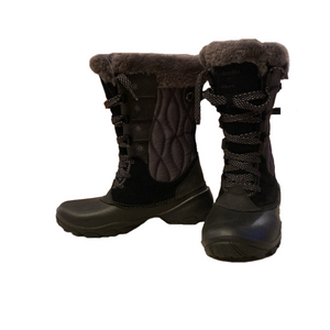 Columbia NWOT waterproof snow boots with faux fur